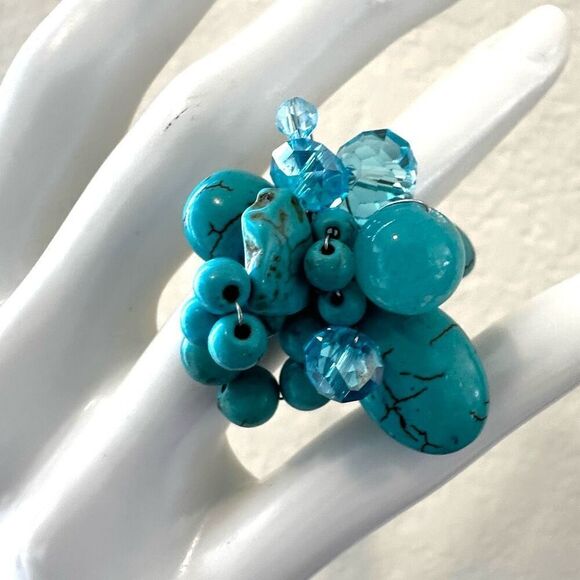 Howlite and Crystal cluster ring - Picture 1 of 8